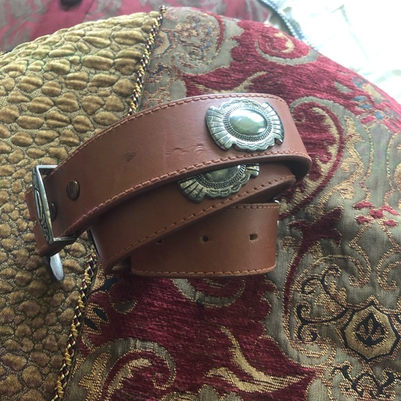 Genuine Leather Western Belt Silver Conchos S/M - Picture 2 of 7